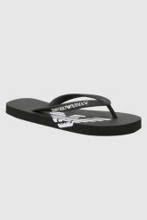 EMPORIO ARMANI Czarne japonki z białym logo. Czarne klapki Emporio Armani, bez wzorów, bez obcasa. W wyprzedaży za 149.99 zł.