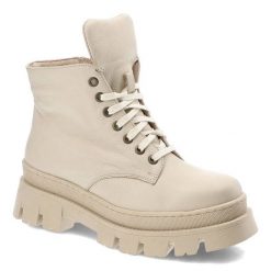Beżowe Botki Blu Skórzane Ocieplane Buty Damskie. Brązowe botki Blu, na jesień, bez wzorów, ze skóry, bez obcasa, na płaskiej podeszwie, bez zapięcia. Za 379.00 zł.