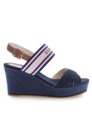 U.S. Polo Assn. Sandały Alyss ALYSSA010 Niebieski. Niebieskie sandały U.S. Polo Assn., bez wzorów, z materiału, bez obcasa, na koturnie, bez zapięcia. Za 279.99 zł.