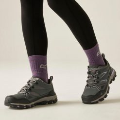 Damskie wodoodporne buty do chodzenia Holcombe III. Niebieskie trekkingi Regatta, z materiału, trekkingowe. Za 189.99 zł.
