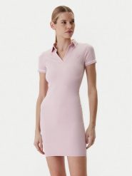 Guess Sukienka codzienna V6RK02 Z4692 Różowy Regular Fit. Czerwone sukienki Guess, na co dzień, l, z aplikacjami, z syntetyku, bez kołnierzyka, bez ramiączek, proste. Za 329.99 zł.