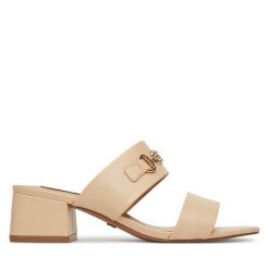 Klapki Nine West. Brązowe klapki Nine West, bez wzorów, bez obcasa. Za 199.99 zł.