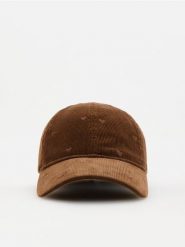 Czapka z wiązaniem - brązowy. Brązowe czapki Reserved, bez wzorów. Za 59.99 zł.