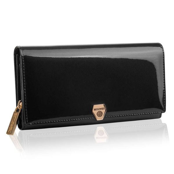 Portfel skórzany BETLEWSKI BPD-VS-106 CZARNY. Czarne portfele Betlewski, bez wzorów, z lakierowanej skóry. Za 149.99 zł.