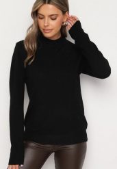 Czarny Sweter o Klasycznym Fasonie z Ozdobnymi Cyrkoniami Irithra. Czarne swetry Born2be, bez wzorów, bez ramiączek. Za 64.99 zł.