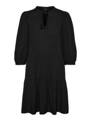 Vero Moda Sukienka "Pretty" w kolorze czarnym rozmiar: M. Czarne sukienki Vero Moda, m, bez wzorów, z bawełny, bez kołnierzyka, bez ramiączek, mini. Za 101.45 zł.