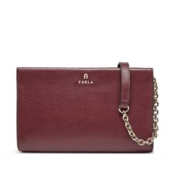 Torebka Furla. Czerwone torebki klasyczne Furla, bez wzorów, bez dodatków. Za 939.99 zł.