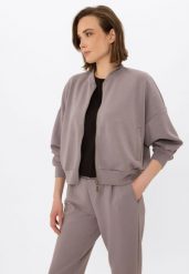 Bluza typu bomberka B-CHERRY. Czerwone bluzy Volcano, s, bez wzorów, z materiału, bez kaptura. Za 159.99 zł.