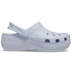 Klapki damskie Crocs CLASSIC PLATFORM CLOG. Białe klapki Crocs, bez wzorów, bez obcasa. Za 297.45 zł.