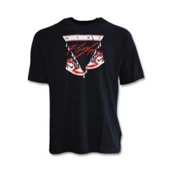 Koszulka Air Jordan Flight Shoe GFX T-shirt. Czarne t-shirty Jordan, s, bez wzorów, bez kołnierzyka, bez ramiączek. Za 142.00 zł.