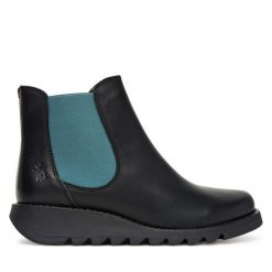 Sztyblety Fly London. Czarne botki Fly London, bez wzorów, bez obcasa, na płaskiej podeszwie, bez zapięcia. Za 619.99 zł.