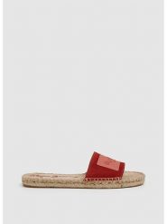 Pepe Jeans FOOTWEAR Skórzane klapki w kolorze czerwonym rozmiar: 38. Czerwone klapki Pepe Jeans FOOTWEAR, bez wzorów, z jeansu, z otwartym noskiem, bez obcasa. Za 132.05 zł.