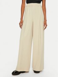 Patrizia Pepe Spodnie materiałowe 8P0710/A545-B814 Beżowy Regular Fit. Brązowe spodnie materiałowe Patrizia Pepe, bez wzorów, z materiału. Za 619.99 zł.