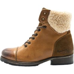 Buty damskie Pepe Jeans Melting Warm. Brązowe trekkingi Pepe Jeans, z jeansu, trekkingowe. Za 590.00 zł.