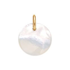 Medalik z masy perłowej 1,5 cm pozłacany. Białe kolczyki Lilou, z perłą, pozłacane. Za 129.00 zł.