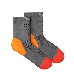 Krótkie skarpety damskie Salewa Pedroc. Szare skarpety Salewa, bez wzorów, z dzianiny. Za 154.00 zł.