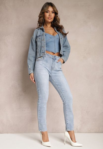 Jasnoniebieskie Jeansy Skinny z Subtelnymi Przetarciami i Przeszyciami na Kieszeniach Lenari. Niebieskie jeansy Renee, bez wzorów. Za 119.99 zł.