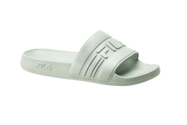Klapki basenowe damskie Fila Jetspeed. Zielone klapki Fila, bez wzorów, z tworzywa sztucznego, bez obcasa. Za 57.80 zł.