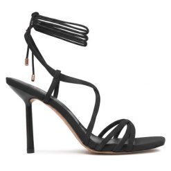 Sandały Aldo. Czarne sandały Aldo, bez wzorów, bez obcasa, na szpilce, bez zapięcia. Za 399.99 zł.