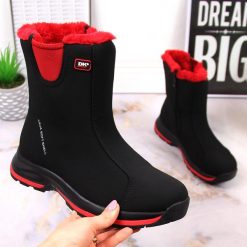 Czarne śniegowce wodoodporne DK SoftShell 15101. Czarne trapery i śniegowce DK, z materiału. Za 159.99 zł.