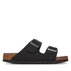 Klapki Birkenstock. Czarne klapki Birkenstock, bez wzorów, bez obcasa. Za 419.99 zł.