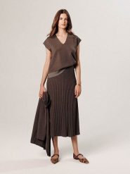 Rodier Bezrękawnik w kolorze brązowym rozmiar: M. Brązowe swetry Rodier, m, bez wzorów, z wełny, bez ramiączek. Za 208.83 zł.