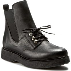 Botki ANN MEX - 7704 01TOP Czarny. Czarne botki Ann Mex, bez wzorów, ze skóry, bez obcasa, bez zapięcia. W wyprzedaży za 259.00 zł.