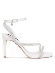 Nine West Sandały WFA2675-1 Biały. Białe sandały Nine West, bez wzorów, z syntetyku, bez obcasa, na szpilce, bez zapięcia. Za 259.99 zł.