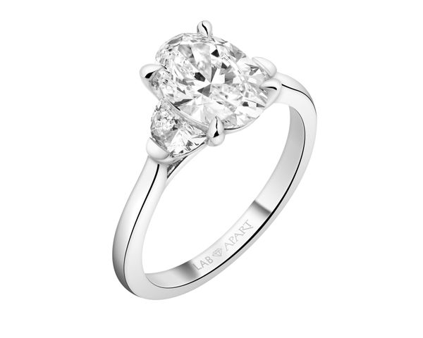 Pierścionek z białego złota z diamentami laboratoryjnymi - 2,53 ct - próba 750. Białe pierścionki Apart, z diamentem, złote. Za 15,990.00 zł.