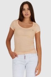 GUESS Brzoskwiniowy t-shirt damski z efektem sprania, Rozmiar XS. Brązowe t-shirty Guess, s, z aplikacjami, bez kołnierzyka, bez ramiączek. W wyprzedaży za 89.99 zł.