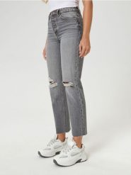 Jeansy straight high waist - szary. Szare jeansy Sinsay, l, bez wzorów, z podwyższonym stanem. W wyprzedaży za 42.99 zł.