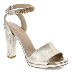 Złote Sandały Chebello Stylowe Skórzane Buty. Żółte sandały CheBello, bez wzorów, ze skóry, eleganckie, bez obcasa, na obcasie, bez zapięcia. Za 369.00 zł.