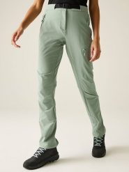 Dare 2b Spodnie funkcyjne "Melodic Pro II" w kolorze miętowym rozmiar: 42. Zielone spodnie dresowe Dare 2b, bez wzorów, z materiału. Za 179.64 zł.