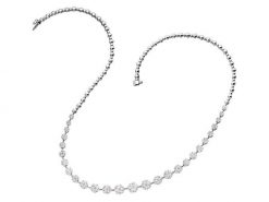 Naszyjnik z białego złota z brylantami - 3,97 ct - próba 585. Białe naszyjniki Apart, z brylantem, złote. Za 54,990.00 zł.