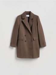 Płaszcz z dodatkiem wełny - brązowy. Brązowe płaszcze Reserved, l, bez wzorów, z tkaniny, bez kaptura. Za 279.99 zł.
