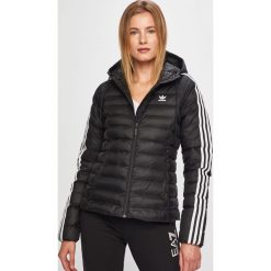 Adidas Originals - Kurtka. Czarne kurtki Adidas Originals, bez wzorów, z materiału, bez kaptura. Za 379.90 zł.