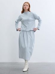 BGN Koszulka w kolorze błękitnym rozmiar: 38. Niebieskie bluzki BGN, bez wzorów, bez kołnierzyka, bez ramiączek. Za 100.99 zł.