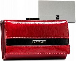 Portfel damski 4U Cavaldi [DH] H23-2-SH9 czerwony. Czerwone portfele 4U Cavaldi, z aplikacjami, z lakierowanej skóry. Za 75.99 zł.