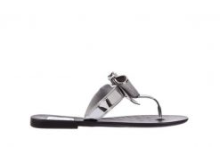 Japonki T&G Fashion 22-118 Black, Czarny/ Srebro, Guma - 35-36. Czarne klapki TG, z aplikacjami, z gumy, bez obcasa. W wyprzedaży za 29.00 zł.