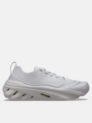 Crocs Sneakersy "Echo Surge" w kolorze szarym rozmiar: 42/43. Szare trampki Crocs, bez wzorów, bez zapięcia. Za 307.46 zł.