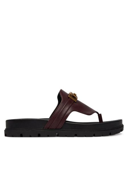 Guess Japonki FLJFRR LEA03 Bordowy. Czerwone klapki Guess, z aplikacjami, ze skóry, bez obcasa. Za 362.99 zł.