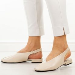 Beżowe baleriny damskie Potocki 20335. Brązowe czółenka POTOCKI, bez wzorów, z jeansu, bez obcasa, na obcasie, bez zapięcia. Za 149.00 zł.