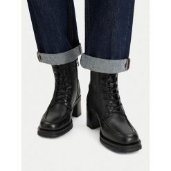 Botki G-Star. Czarne botki G-Star, bez wzorów, bez obcasa, na słupku, bez zapięcia. Za 399.99 zł.
