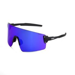 Okulary przeciwsłoneczne SINNER Snap, czarne. Czarne okulary przeciwsłoneczne SINNER, bez wzorów, sportowe. W wyprzedaży za 340.00 zł.