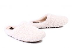 MANITU 320290-81 offwhite, kapcie damskie. Brązowe obuwie domowe Manitu, bez wzorów, bez zapięcia. Za 169.92 zł.