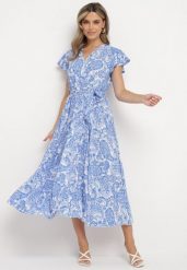 Niebieska Sukienka z Kopertowym Dekoltem z Gumką w Talii i Materiałowym Paskiem Xelovia. Niebieskie sukienki Born2be, na co dzień, l, bez wzorów, z materiału, eleganckie, bez kołnierzyka, bez ramiączek, maxi, kopertowe. Za 79.99 zł.