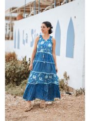 Isla Bonita by SIGRIS Sukienka w kolorze niebieskim rozmiar: L. Niebieskie sukienki Isla Bonita by SIGRIS, na co dzień, l, bez wzorów, z bawełny, bez kołnierzyka, bez ramiączek, maxi, proste. Za 127.35 zł.