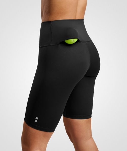 Legginsy do tenisa/padla damskie. Czarne legginsy NORDICDOTS, bez wzorów, z materiału, krótkie. Za 190.00 zł.