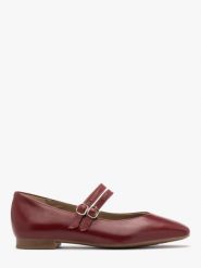 Bordowe baleriny z dwoma paskami. Czerwone baleriny Ryłko, bez wzorów, z gumy, bez obcasa, na płaskiej podeszwie. Za 349.99 zł.