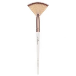 Luvia 211 // Fan Brush - Prime Vegan Elegance Pędzle do pudru 1 ct 1 szt. Pędzle Luvia. Za 51.67 zł.